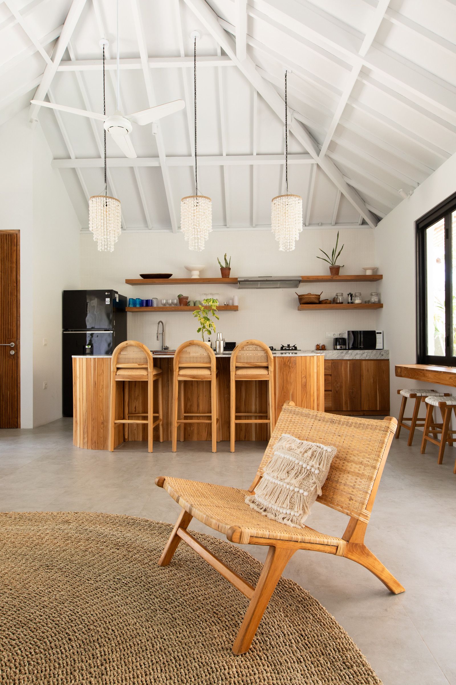 Villa Kodak — photo 1 by Farren Hill